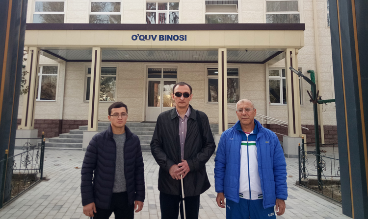 Roman Novikov and Viktor Ignatenko visited a correctional boarding school in Tashkent
